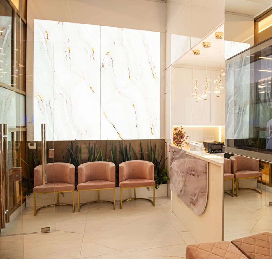 Waiting area at Femi Saúde Clinic